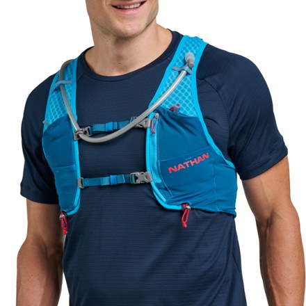 Nathan VaporAir 4.0 8L Hydration Vest 6