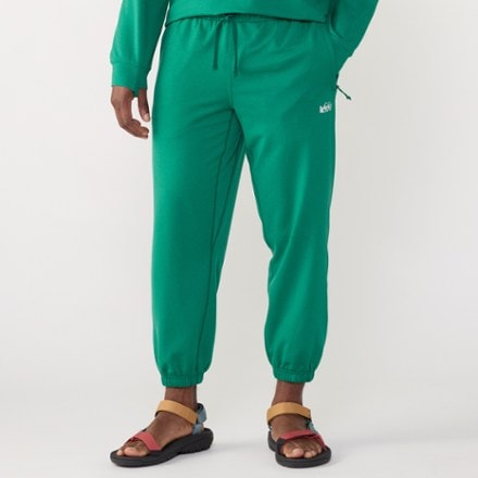 REI Co-op Active Pursuits Midweight Joggers 1