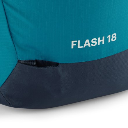 REI Co-op Flash 18 Pack Trekking pole attachments