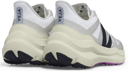 VEJA Condor 3 Road-Running Shoes - Women's 2