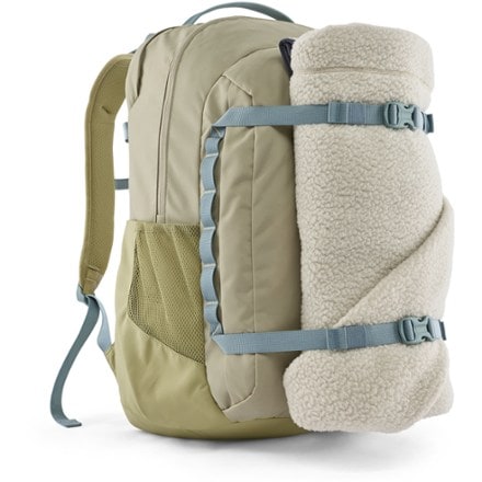 Patagonia Refugio 32L Pack 4