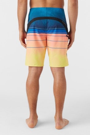 O'Neill Superfreak 20" Board Shorts - Men's 2