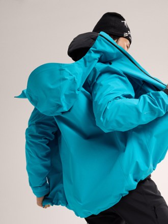 Arc'teryx Alpha SV Jacket - Men's 5