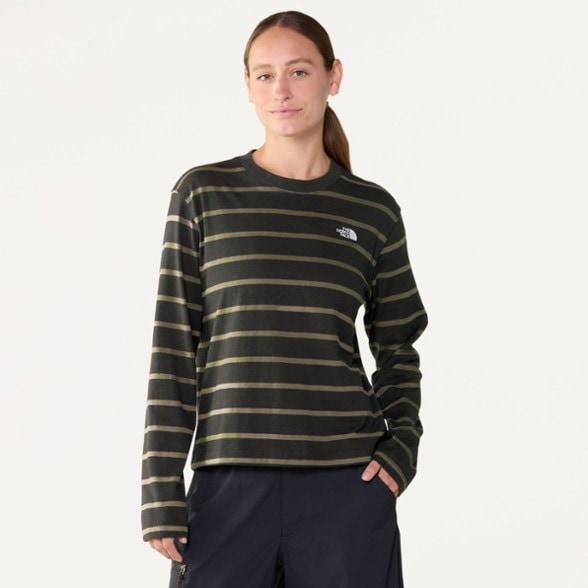 Model info: Height: 5' 10" | Chest: 34" | Waist: 28" | Wearing size: M