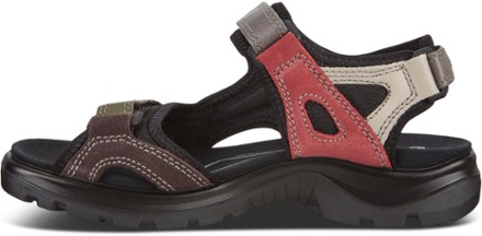 sports red belt slippers