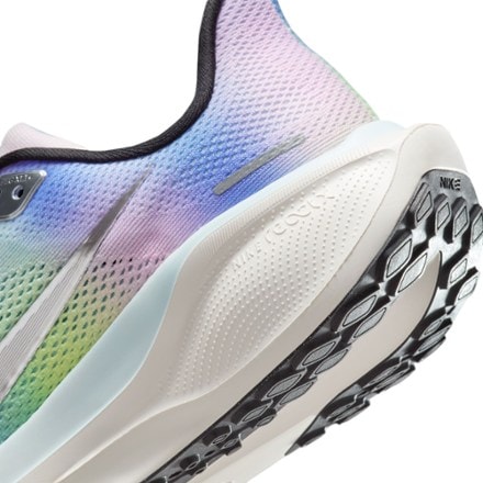 Nike Pegasus 41 Road-Running Shoes - Women's 7