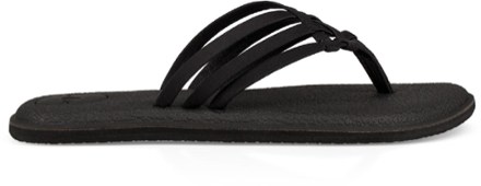 sanuk black flip flops