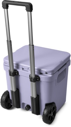 YETI Roadie 48 Wheeled Cooler 2