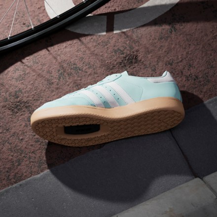 Location Image for Velosamba Leather Cycling Shoes