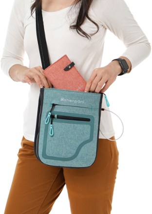 Sherpani Lima Shoulder Bag - Women's 4
