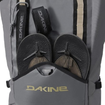 DAKINE Mission Surf DLX Wet/Dry Rolltop Pack - 35 L 3