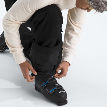 The North Face Blizzardery Cargo Pants - Men's 4
