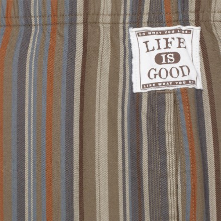 Graphics Detail (Bark Brown)