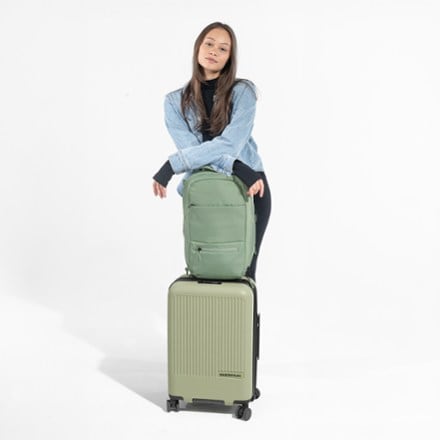 Sherpani Camden Pro Ultimate Commuter Pack 10