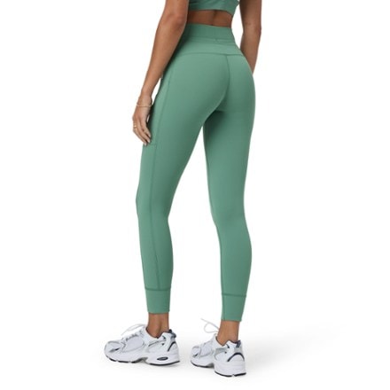 Vuori Daily Pocket Leggings - Women's 2