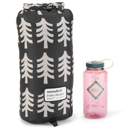 Nomadix Puffer Blanket Folded view