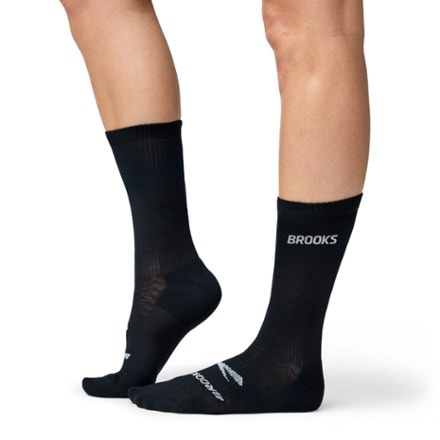 Brooks Run-In Crew Socks - 3 Pairs 1