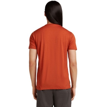 Icebreaker Merino 150 Tech Lite Skiing Yeti Base Layer T-Shirt - Men's 2
