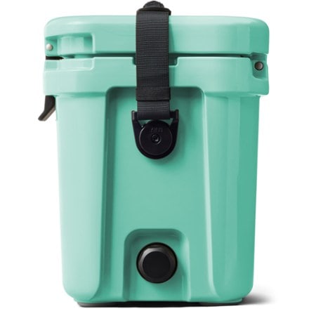 YETI Roadie 15 Hard Cooler 3