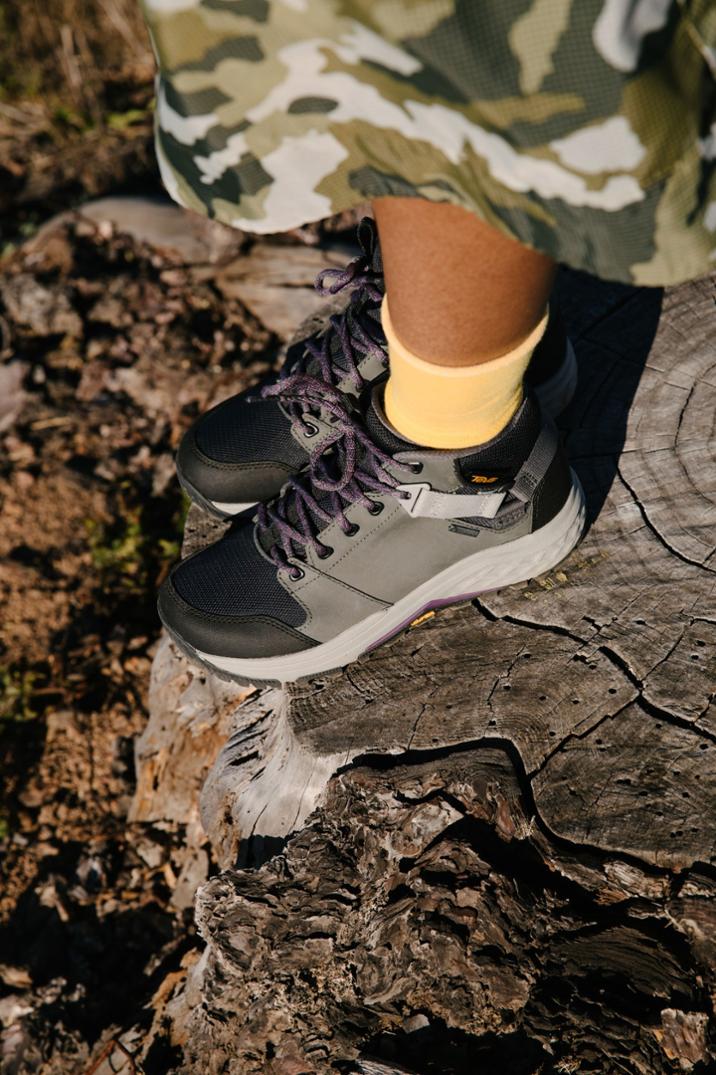 Location Image for Grandview GTX Mid Hiking Shoes - Women's