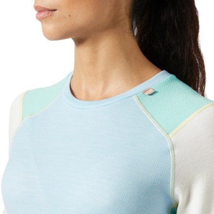 Helly Hansen Lifa Merino Midweight Base Layer Crew Top - Women's 4