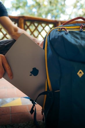 Nomadix 25 L DayTripper Pack 8