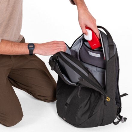 NEMO Vantage 26 L Endless Promise Everyday Adventure Daypack 7