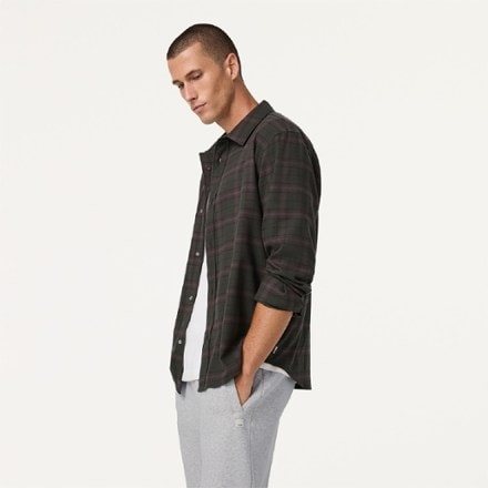 Vuori Midweight Long-Sleeve Flannel Button-Down Shirt - Men's 3
