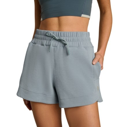RHONE DreamGlow Shorts - Women's 1
