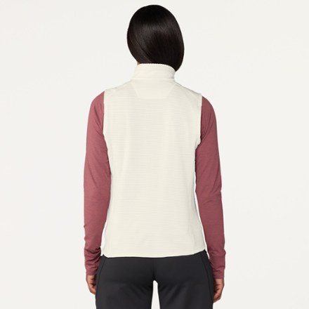 Patagonia R1 Vest - Women's 4