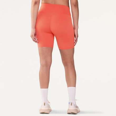 Vuori AllTheForm 6" Shorts - Women's 4