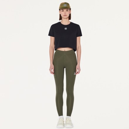 CIRCLE Smooth Operator Crop T-Shirt 2.0 - Women's 3