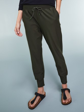 vuori jogger dupe