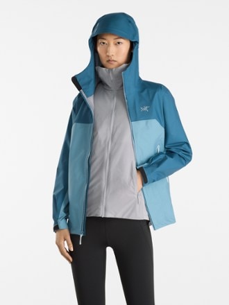 Arc'teryx Atom Lightweight Insulated Hoodie - Women's 8