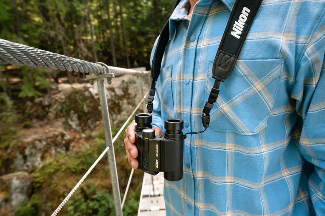 Location Image for Stabilized 10 x 25 S Binoculars