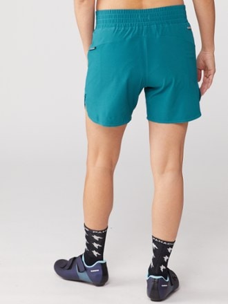 PEARL iZUMi Prospect 2/1 Cycling Shorts with Liner - Women's 2