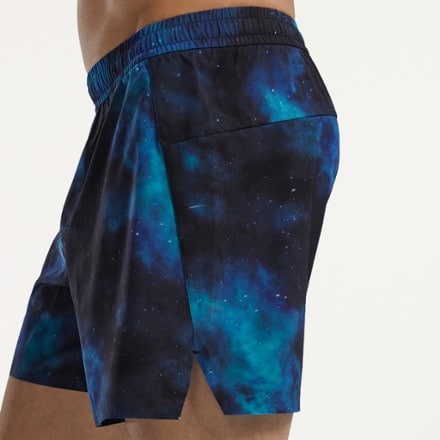 TYR Momentum Unlined 6" Shorts - Men's 4