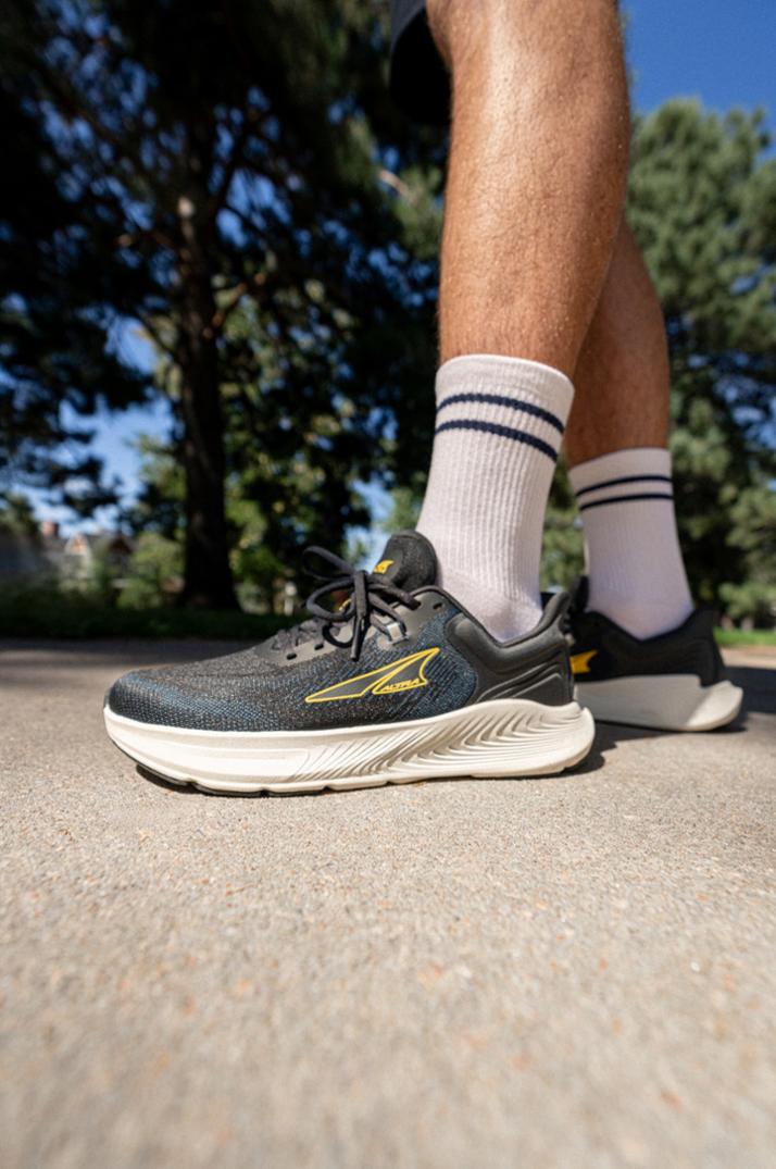 Location Image for Provision 8 Road-Running Shoes - Men's