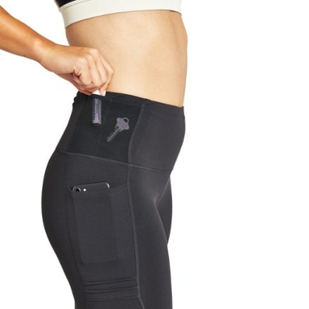 Oiselle Pocket Jogger 3/4 Tights - Women's 4