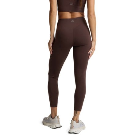 Beyond Yoga glowzone High-Waisted Midi Leggings - Women's 1