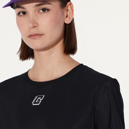 CIRCLE Legend T-Shirt 2.0 - Women's 5