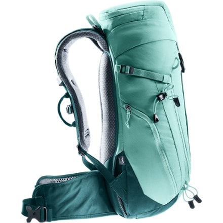 Deuter Trail 16 SL Pack - Women's 4