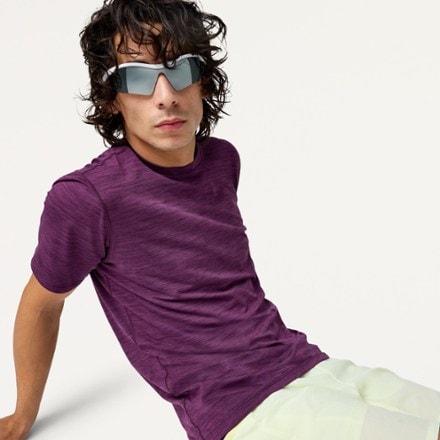Brooks Luxe T-Shirt - Men's 2