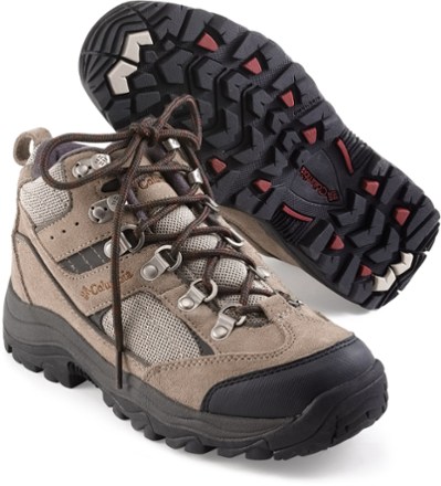 womens columbia hiking boots