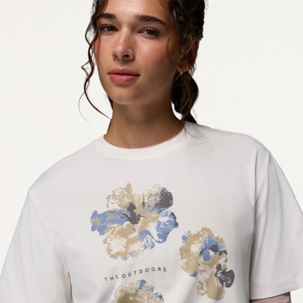 Columbia Pomin Canyon Relaxed T-Shirt - Women's 4