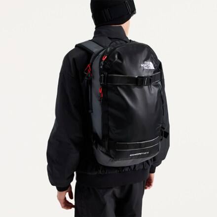 The North Face Snowdrift 22 + 6 Snow Pack 7