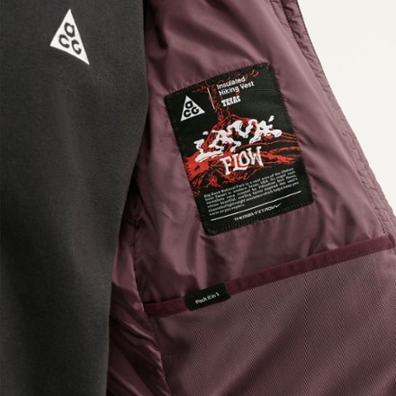 Nike ACG Lava Flow Hooded Insulated Jacket - Women's 6