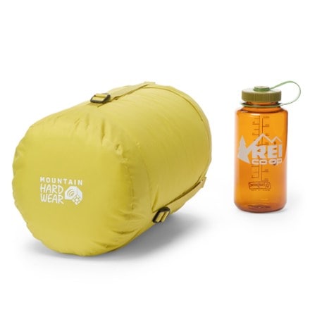 Mountain Hardwear Bishop Pass 0 WINDSTOPPER Sleeping Bag Stuff sack (32oz bottle not included)