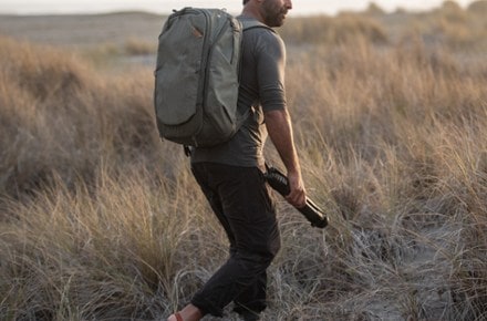 Peak Design Travel Pack - 45 L 4