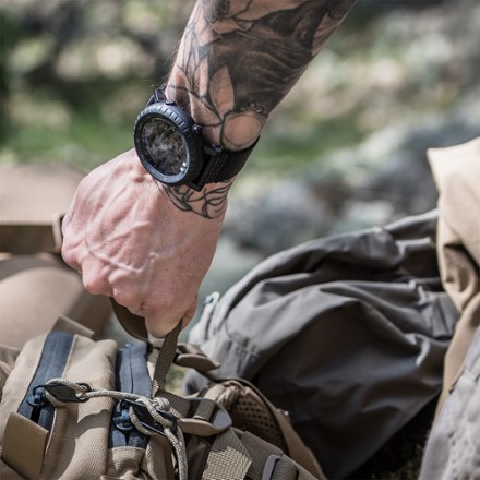 Suunto Core Alpha Stealth Watch 5